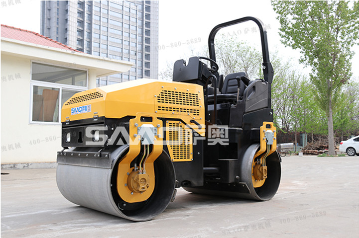 春季道路施工有關(guān)壓路機(jī)保養(yǎng)，專家來劃重點(diǎn)啦！